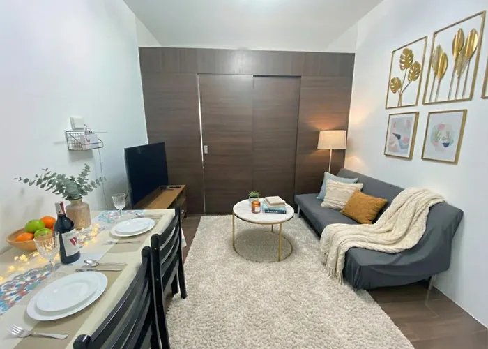 Air Residences 46f Stunning View Wifi & Netflix Manila